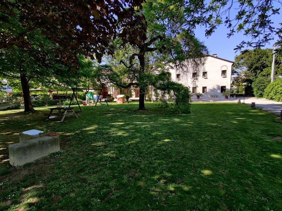 Agriturismo La Sophora Montegaldella Exterior foto